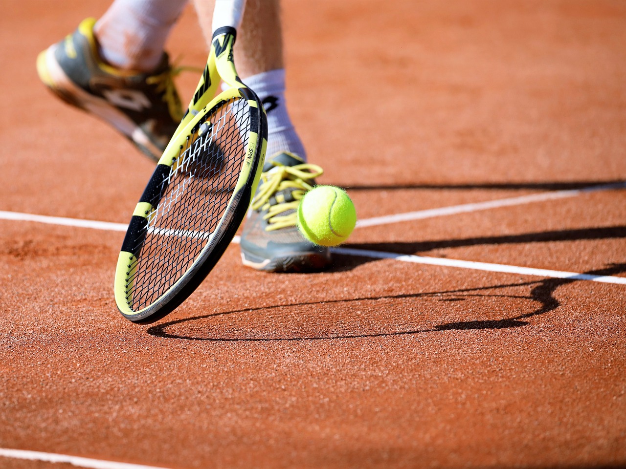 Initiatives locales et programmes de développement du tennis en France